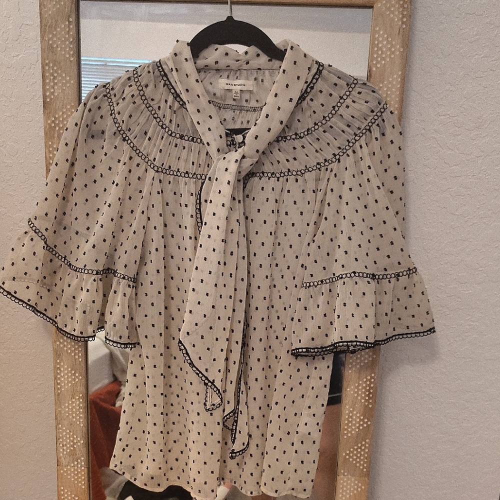 Max Studio Cream Polka Dot Tie-Neck Blouse with Flutter Sleeves